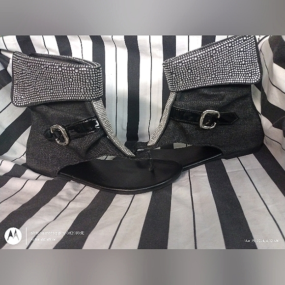 Fancy Sandals - Picture 3 of 4